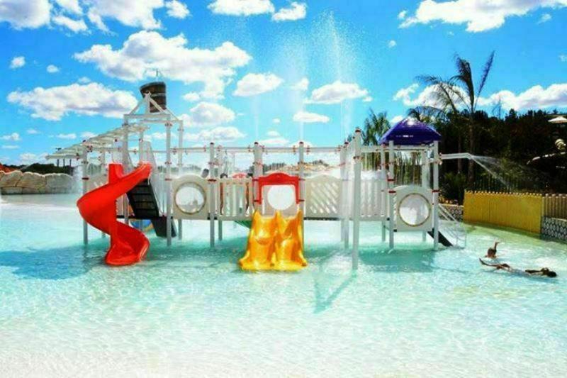 Апартаменты Lacqua Di Roma Com Piscina De Ondas Junior Калдас-Новас Экстерьер фото